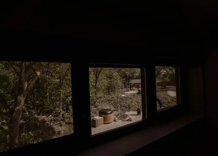 Σπίτι διακοπών Oak House Vrijstaand Bad En Hottub Op Biobrandstof Nistelrode