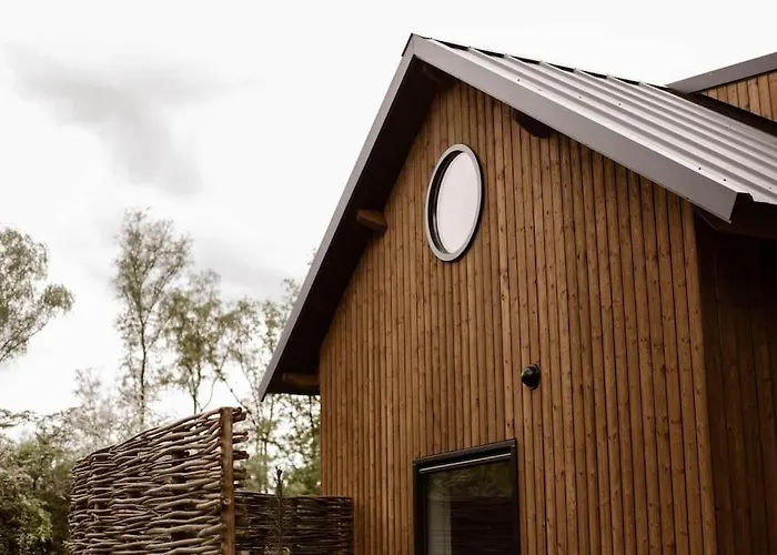 Oak House Vrijstaand Bad En Hottub Op Biobrandstof