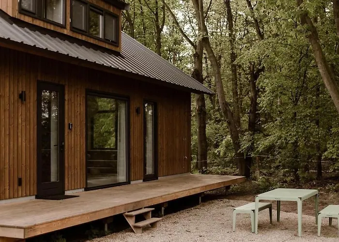 Σπίτι διακοπών Oak House Vrijstaand Bad En Hottub Op Biobrandstof