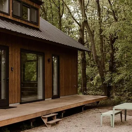 Vakantiehuis Oak House Vrijstaand Bad En Hottub Op Biobrandstof